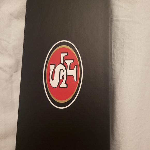 Vintage 49ers lapel pin set - Picture 3 of 6